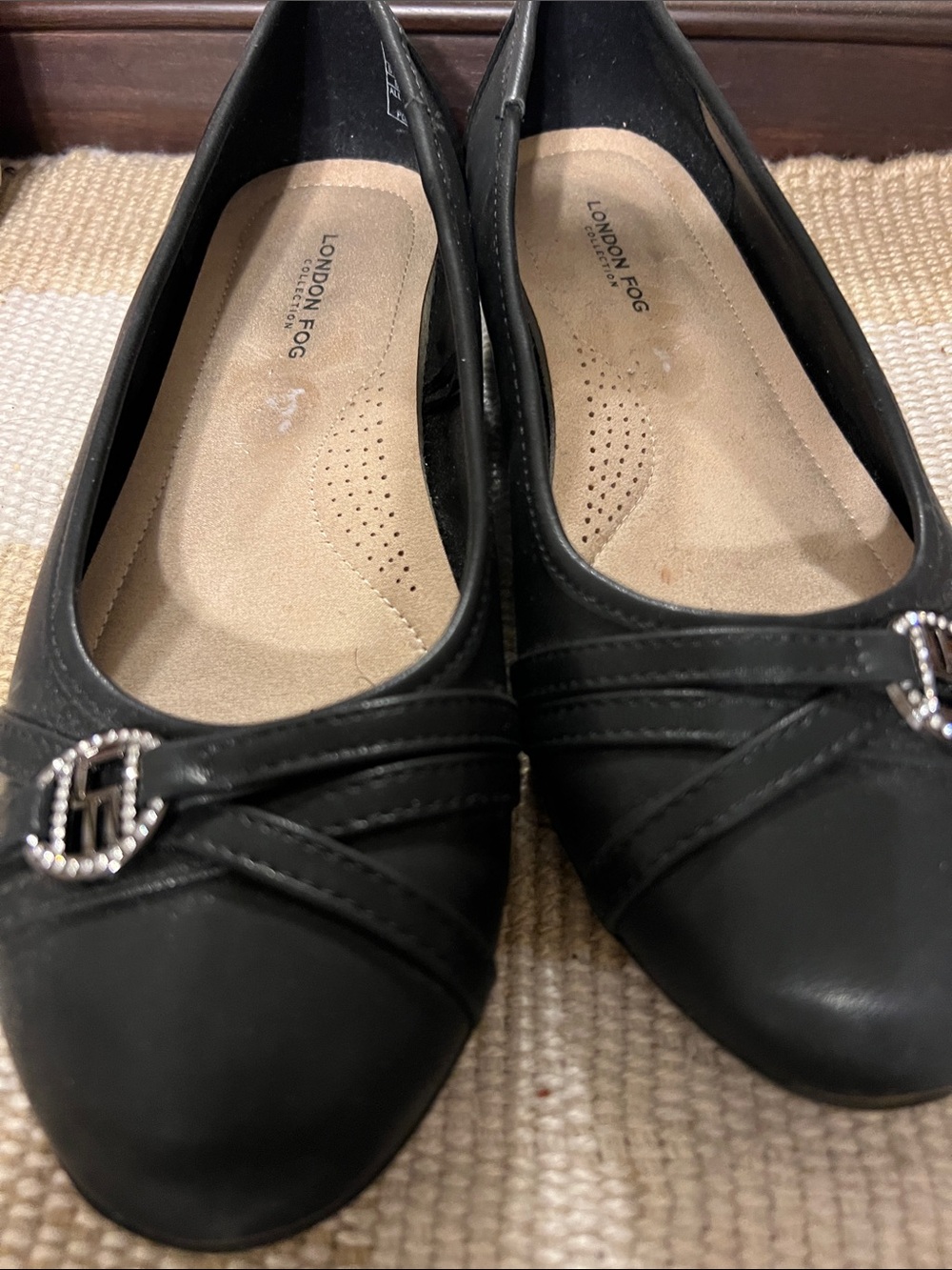 London Fog Black Women's Slip-On Ballet Flats with Decorative Silver Buckle